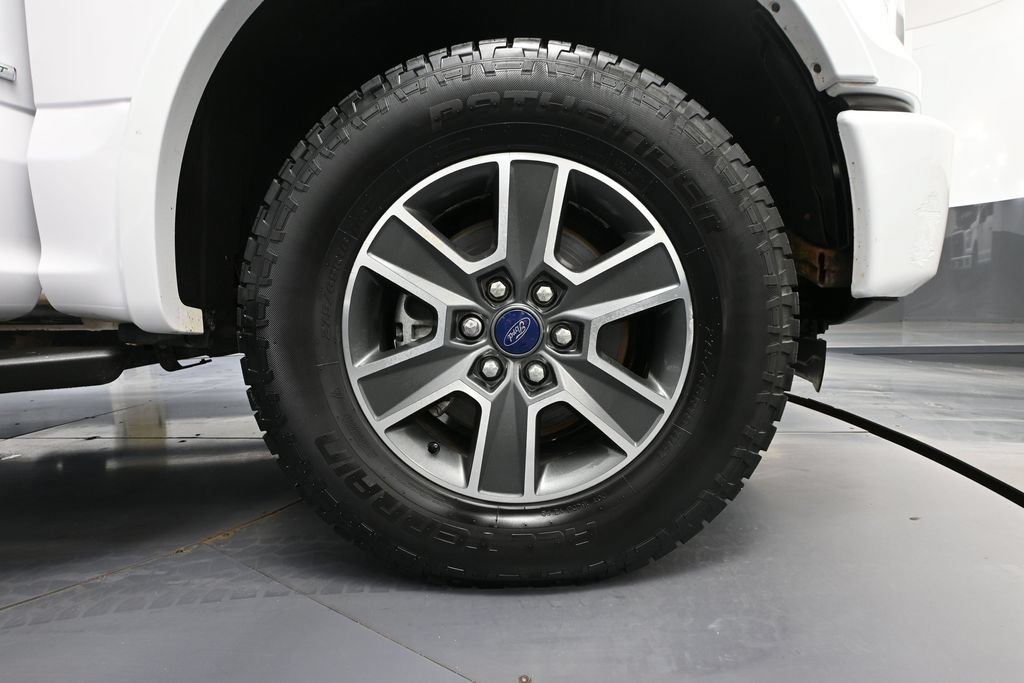 Used 2016 Ford F150 XLT w/ Equipment Group 301A Mid AWD/4WD image 12