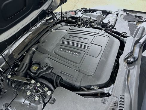 New 2024 Jaguar F-TYPE R-Dynamic RWD image 36