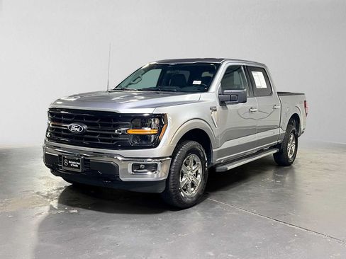 Used 2025 Ford F150 XLT w/ Equipment Group 301A Standard AWD/4WD image 7