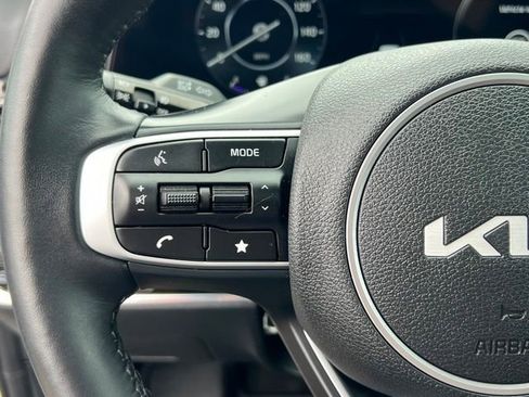 Used 2025 Kia Sportage SX AWD/4WD image 22