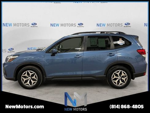 Used 2020 Subaru Forester Premium image 2
