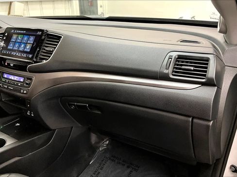 Used 2024 Honda Ridgeline RTL image 19