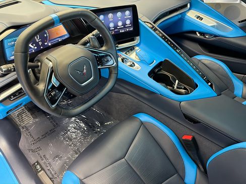 Used 2021 Chevrolet Corvette Stingray Premium Cpe w/ Z51 Performance Package RWD image 7