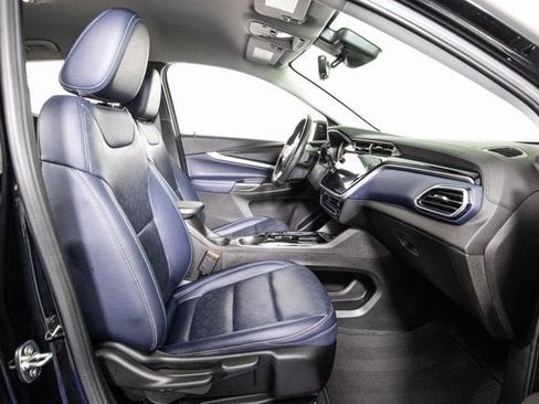 Used 2022 Chevrolet Bolt EUV Premier image 10