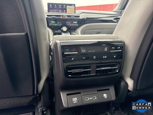 Used 2023 Acura MDX Advance image 26