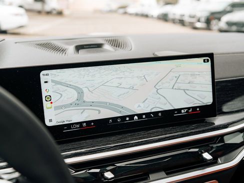 Used 2026 BMW X7 M60i image 30