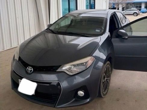 Used 2016 Toyota Corolla L image 2