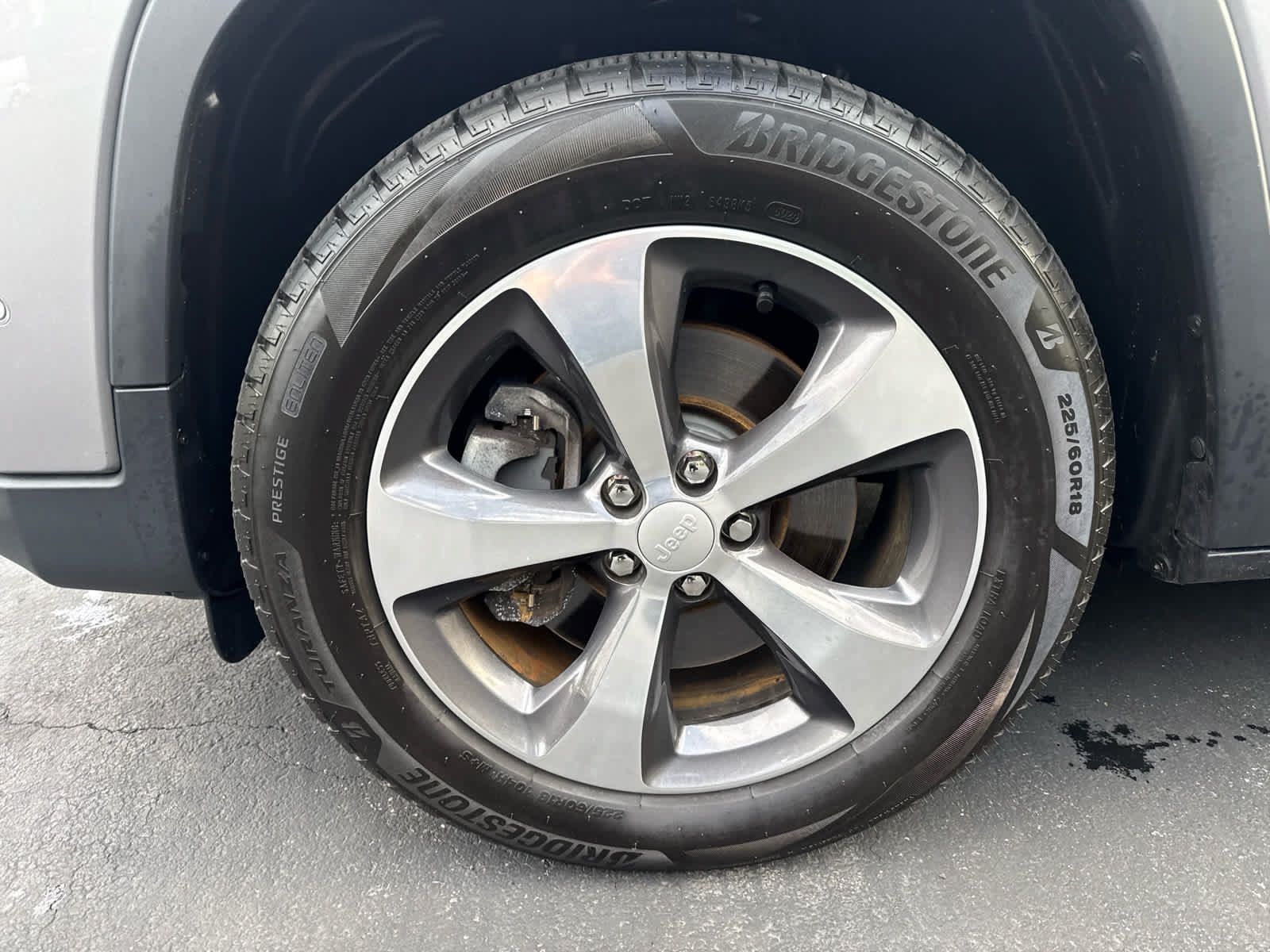Used 2019 Jeep Cherokee Limited w/ Luxury Group AWD/4WD image 9