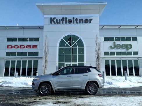 Used 2022 Jeep Compass High Altitude AWD/4WD image 1