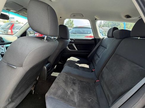 Used 2009 Subaru Outback 2.5i Special Edition AWD/4WD image 9