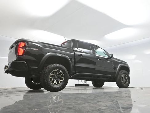 Used 2024 Chevrolet Colorado ZR2 w/ ZR2 Convenience Package III AWD/4WD image 62