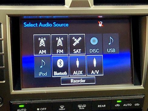 Used 2015 Lexus GX 460 w/ Premium Package AWD/4WD image 19