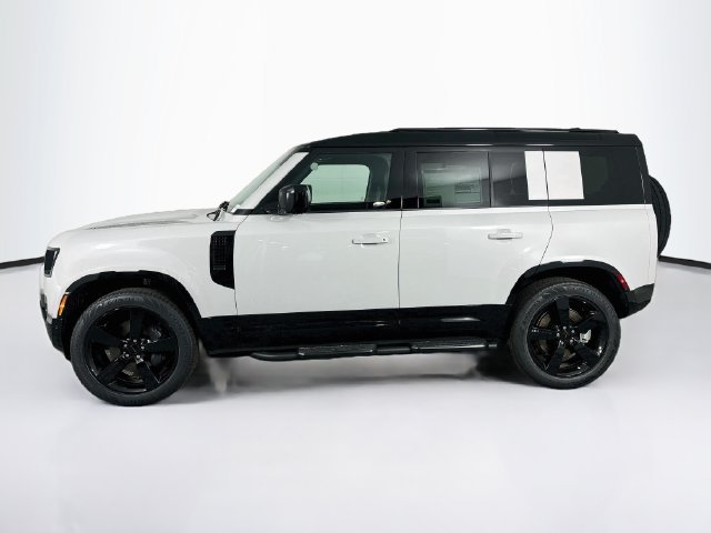 New 2026 Land Rover Defender 110 X-Dynamic SE AWD/4WD image 8