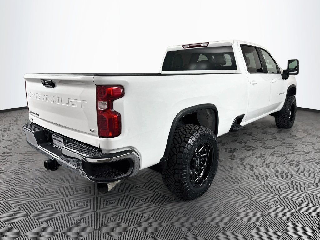 Used 2023 Chevrolet Silverado 2500 LT AWD/4WD image 7