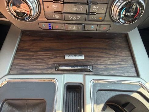 Used 2018 Ford F150 Lariat w/ Equipment Group 502A Luxury AWD/4WD image 44