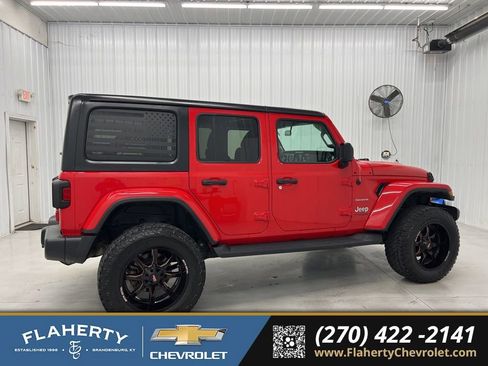 Used 2020 Jeep Wrangler Unlimited Sahara image 2