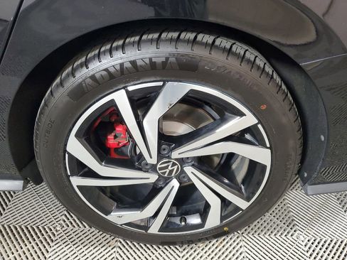 Used 2022 Volkswagen Jetta GLI Autobahn image 9