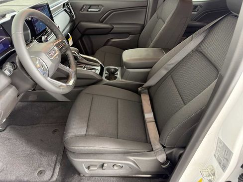 New 2026 GMC Canyon Elevation w/ Convenience Package image 14