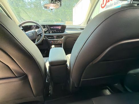 Used 2026 Buick Encore GX Preferred w/ Comfort Package FWD image 33