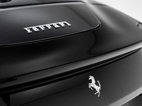 Used 2026 Ferrari Roma Spider RWD image 43