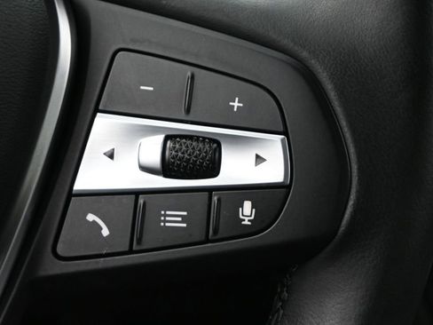 Used 2024 BMW 330i Sedan RWD image 7