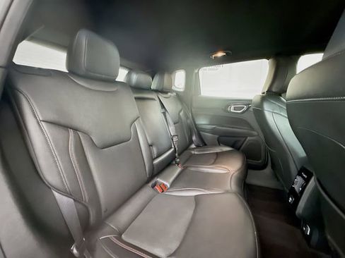 Used 2024 Jeep Compass Trailhawk image 25