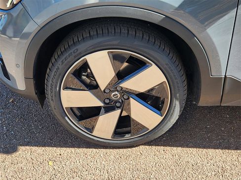 Used 2023 Volvo C40 P8 Recharge Ultimate image 26