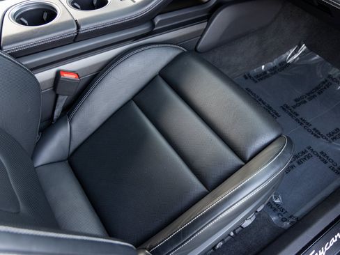 Certified 2024 Porsche Taycan Turbo S image 54