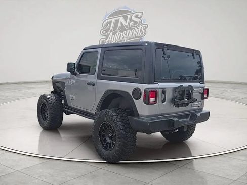 Used 2020 Jeep Wrangler Sport AWD/4WD image 3