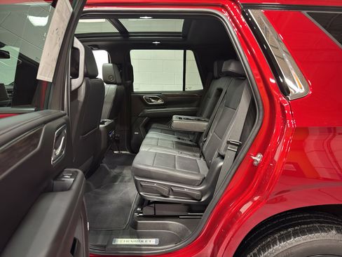 Used 2023 Chevrolet Tahoe LT image 11