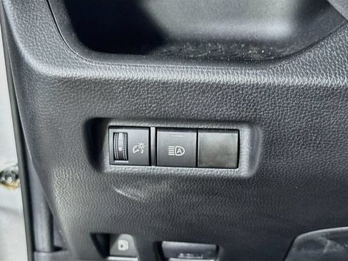 Used 2024 Toyota RAV4 LE AWD/4WD image 21
