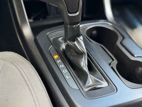 Used 2018 Chevrolet Colorado W/T w/ WT Convenience Package image 26