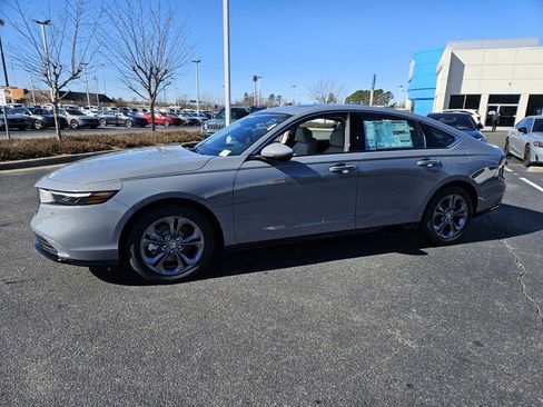 New 2025 Honda Accord EX-L image 3