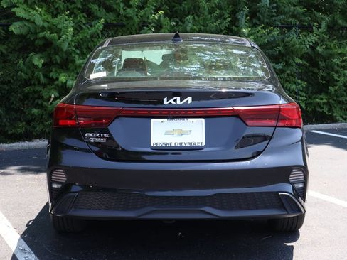 Used 2024 Kia Forte LXS FWD image 6