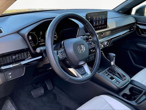 Used 2025 Honda CR-V Sport Touring image 14