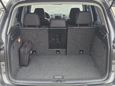 Used 2016 Volkswagen Tiguan S FWD image 11