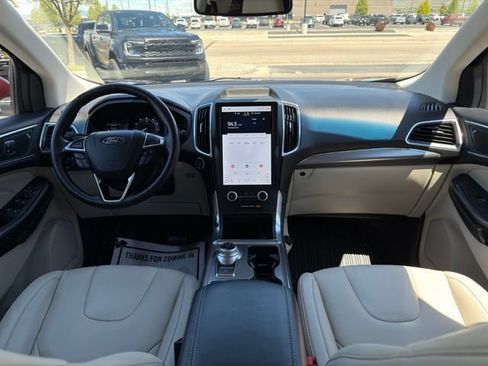 Used 2022 Ford Edge Titanium AWD/4WD image 25