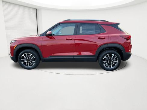 New 2026 Chevrolet TrailBlazer LT w/ Convenience Package image 2