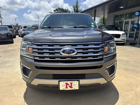 Used 2018 Ford Expedition Limited RWD image 2