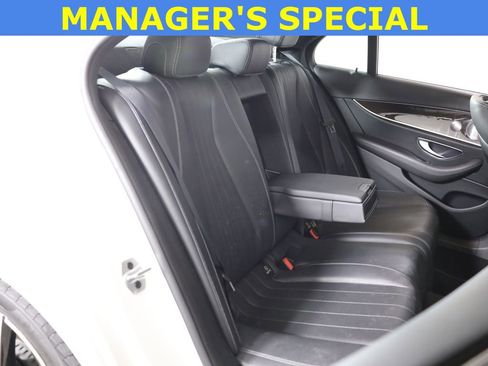 Certified 2019 Mercedes-Benz E 300 4MATIC image 37