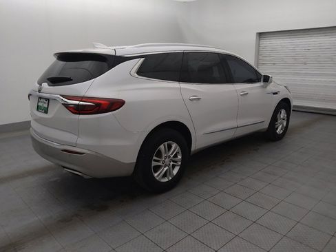 Used 2020 Buick Enclave Essence image 10
