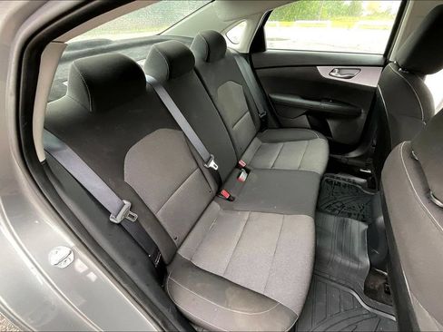 Used 2024 Kia Forte LXS w/ LXS Technology Package FWD image 23