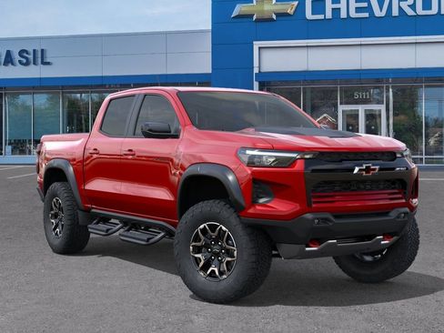 New 2026 Chevrolet Colorado ZR2 w/ Technology Package AWD/4WD image 7