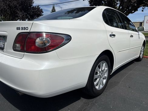 Used 2004 Lexus ES 330 FWD image 10