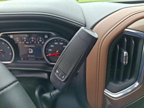 Used 2023 Chevrolet Silverado 3500 High Country AWD/4WD image 15