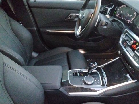 Used 2021 BMW 330i Sedan w/ Convenience Package image 25