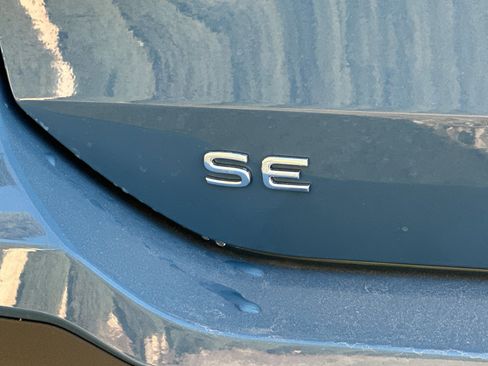 New 2026 Volkswagen Tiguan SE image 25