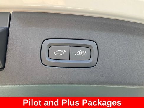 Used 2023 Polestar Polestar 2 FWD image 11