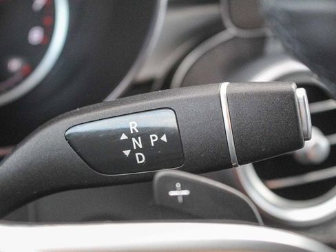 Used 2021 Mercedes-Benz GLC 300 image 21