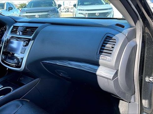 Used 2018 Nissan Altima 3.5 SL image 19